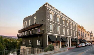 1040 Main St, Napa, CA for lease Building Photo- Image 1 of 3