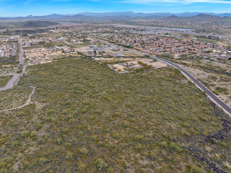 3310 W Jomax Rd, Phoenix, AZ à vendre - Photo du bâtiment - Image 2 de 10