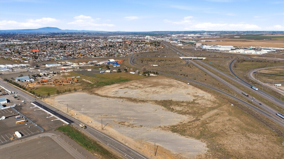 TBD E Lewis Street, Pasco, WA à vendre - Aérien - Image 2 de 8