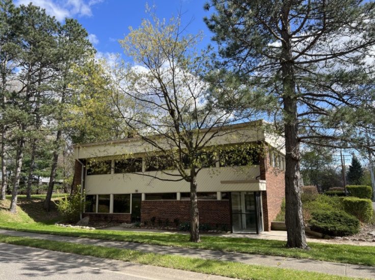 2725 S Milford Rd, Highland Township, MI for lease - Building Photo - Image 2 of 3