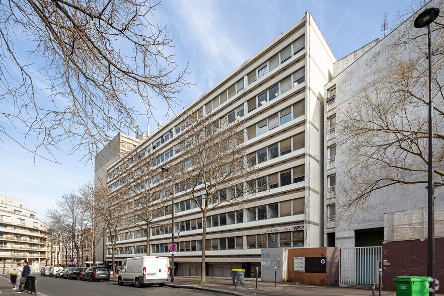 18-26 Rue Goubet, Paris à louer - Photo du bâtiment - Image 2 de 17