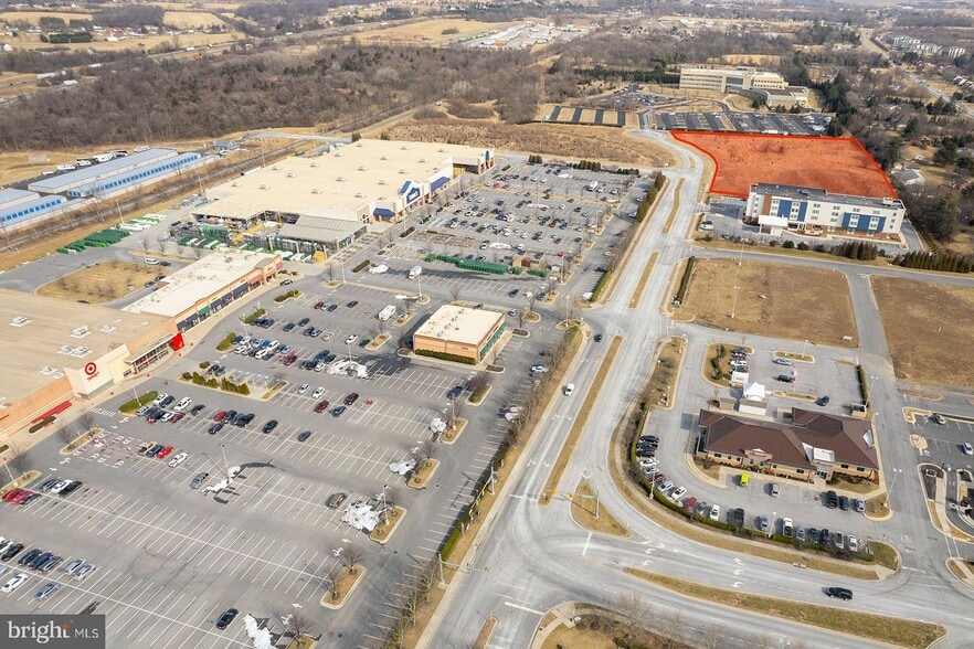 Market, Winchester, VA for sale - Building Photo - Image 2 of 8