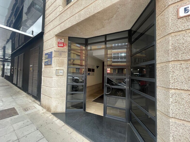 Luis Doreste, 5, Telde, Las Palmas for sale - Building Photo - Image 2 of 26