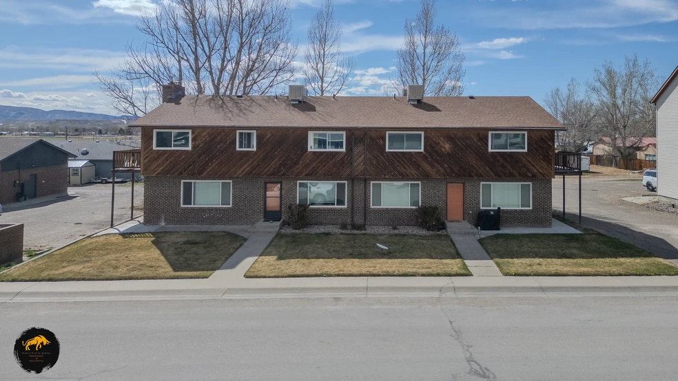 Douglas, Wyoming Portfolio portfolio of 4 properties for sale on LoopNet.ca - Building Photo - Image 3 of 6