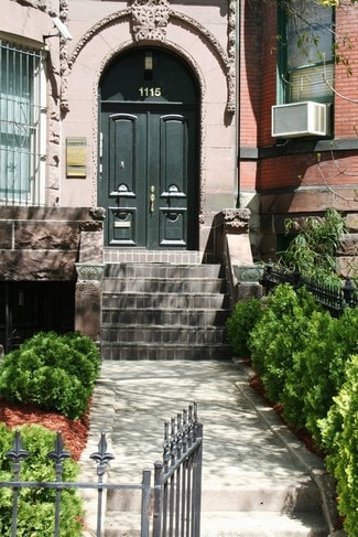 Plus de détails pour 1115 Massachusetts Ave NW, Washington, DC - Bureau à louer