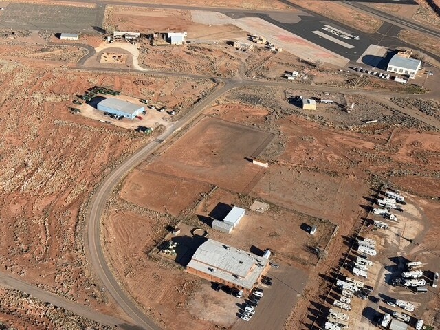 816 Airport rd, Winslow, AZ à louer - Photo du bâtiment - Image 3 de 4