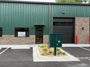 1814 E Centerton Blvd, Bentonville, AR for lease Interior Photo- Image 1 of 1