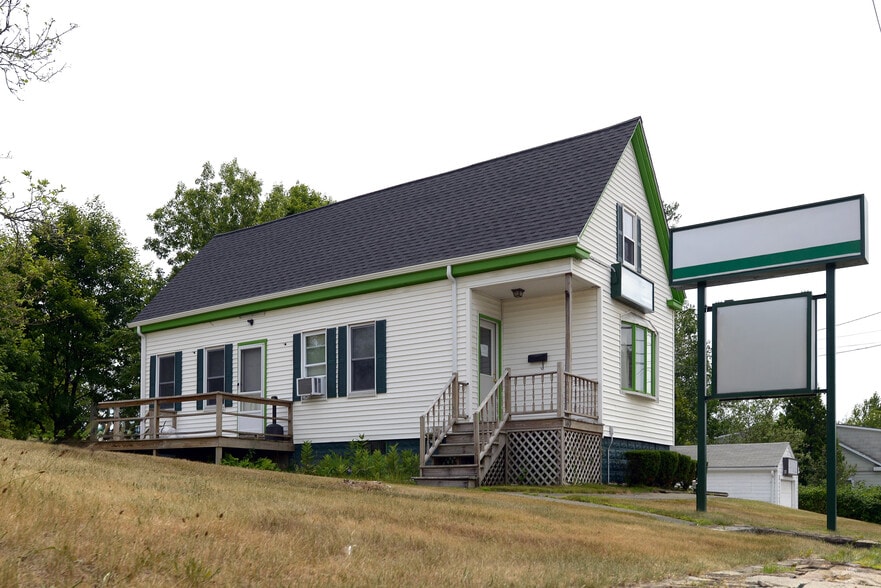 140 Brockton Ave, Abington, MA for sale - Building Photo - Image 1 of 6