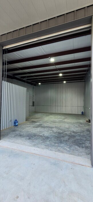 More details for 19021 McKenzie Ln, Porter, TX - Industrial for Lease