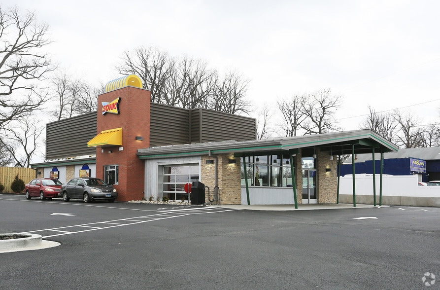 1631 E Joppa Rd, Towson, MD for sale - Primary Photo - Image 1 of 5