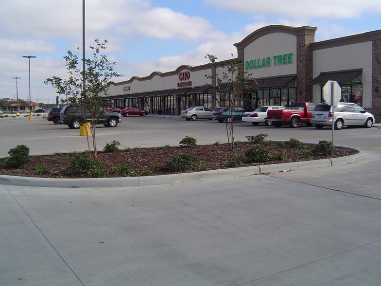 State Highway 71 & FM 2765, El Campo, TX à vendre - Photo du bâtiment - Image 3 de 3