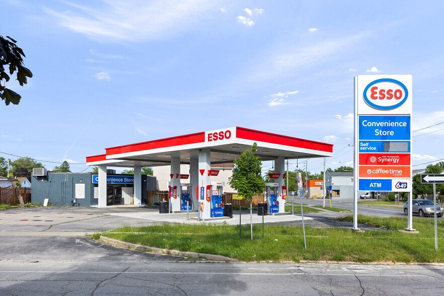 33 Oak St E, Leamington, ON for sale - Building Photo - Image 2 of 19