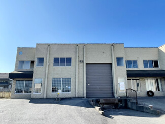 Plus de détails pour 14770 64 Ave, Surrey, BC - Industriel à vendre