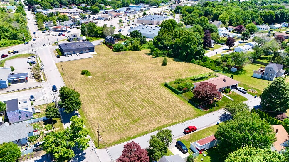 145 Bridge St, Fairhaven, MA à vendre - Photo du bâtiment - Image 3 de 6
