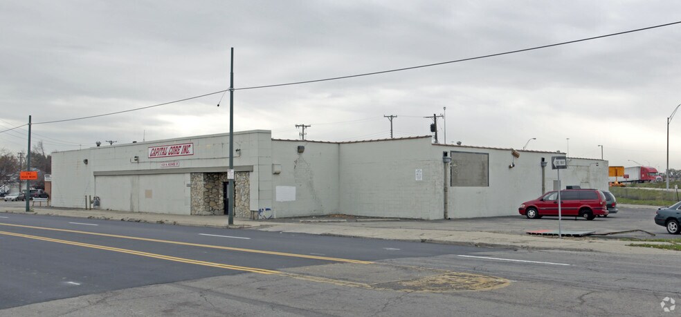 1025 N Keowee St, Dayton, OH à louer - Photo du bâtiment - Image 1 de 15