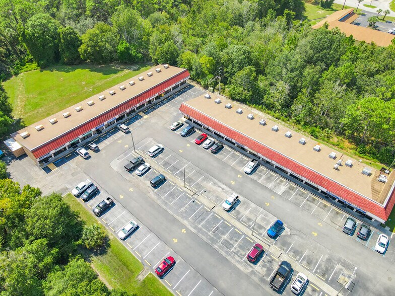 5486 S Suncoast Blvd, Homosassa, FL à louer - Photo du bâtiment - Image 1 de 20