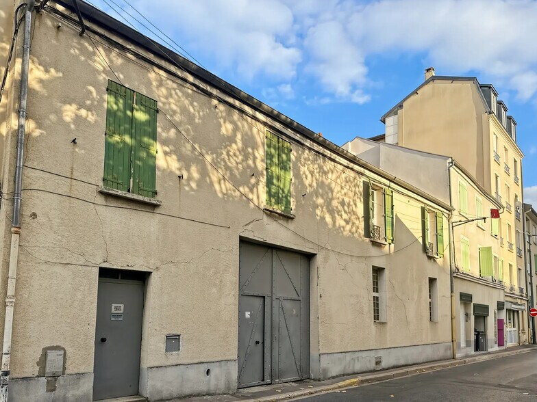 Bureau dans Clichy à vendre - Photo du bâtiment - Image 1 de 13