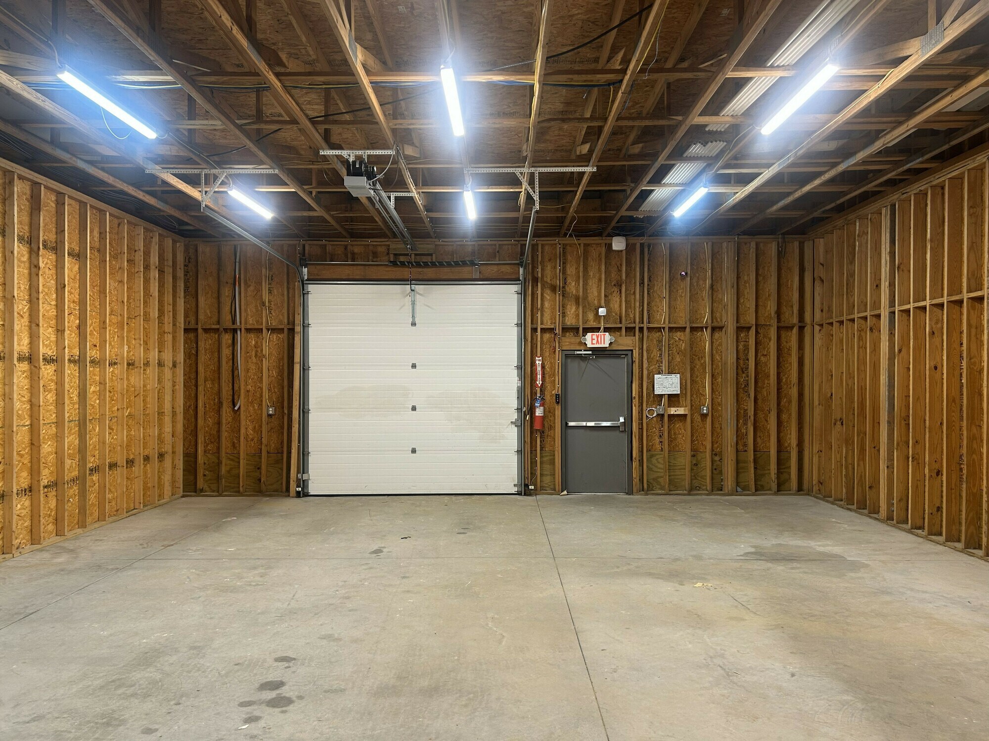 7440 Central Business Park Dr, Norfolk, VA for sale Interior Photo- Image 1 of 2
