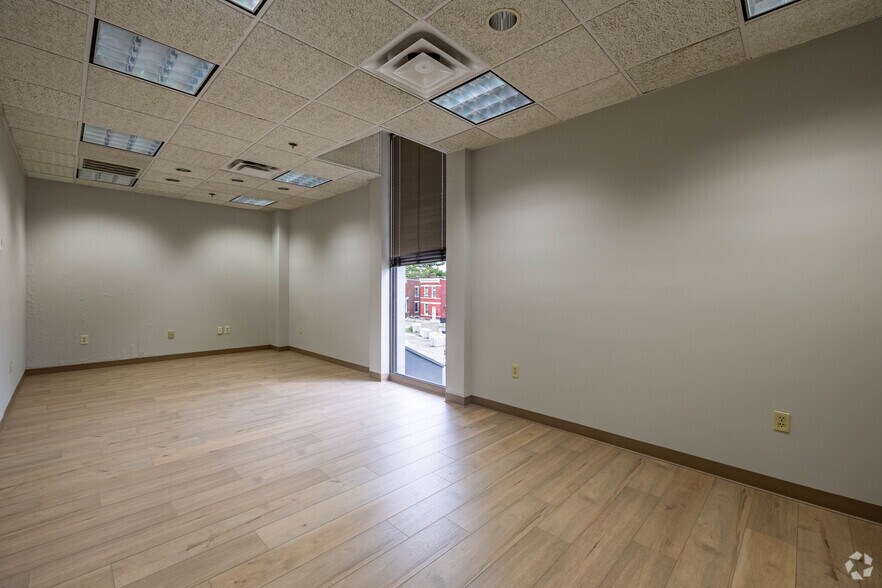 2181 Grand Ave, Cincinnati, OH à louer - Photo intérieure - Image 3 de 21