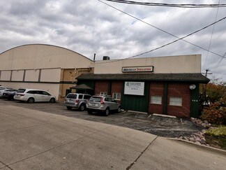 Plus de détails pour 400 Anthony Trl, Northbrook, IL - Bureau à louer