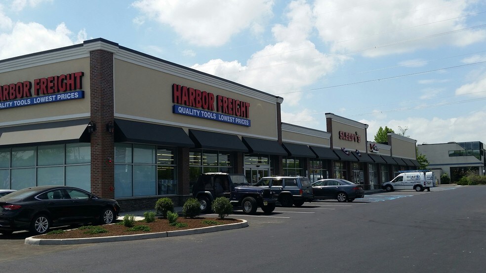 745 US Highway 46, Parsippany, NJ à louer - Photo du bâtiment - Image 1 de 5