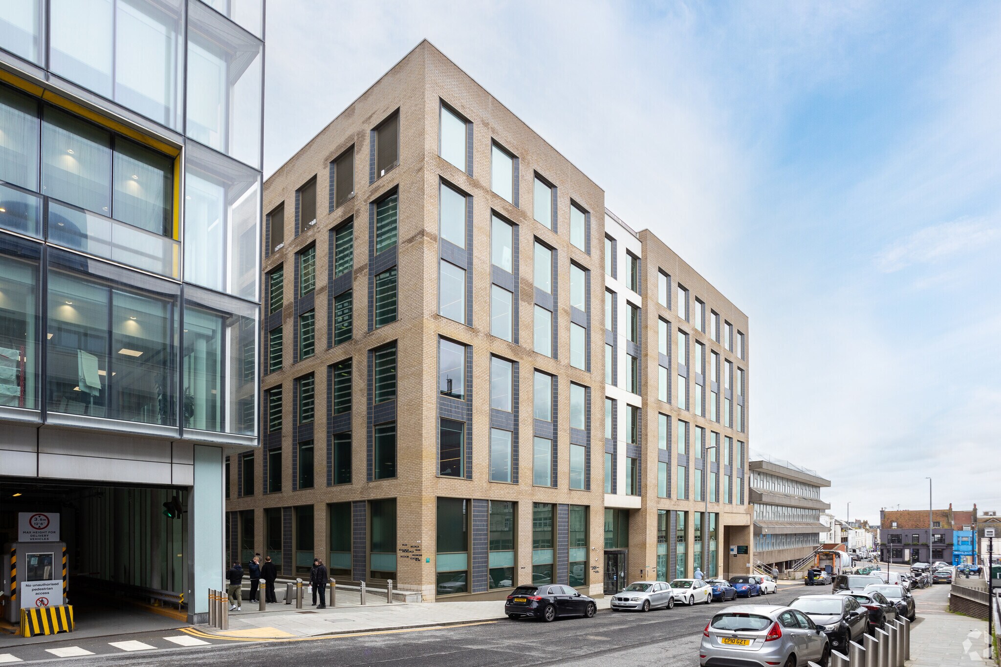 1, 2 & 3 Neptune Sq, Brighton for lease Primary Photo- Image 1 of 4