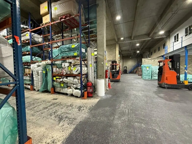 Industriel dans Sarcelles à vendre - Photo intérieure - Image 3 de 3