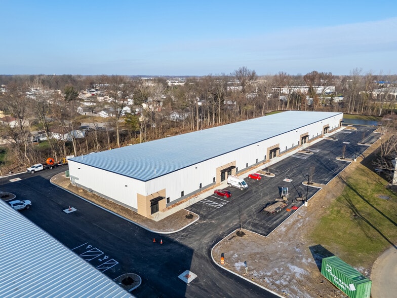1931 Jetway Blvd, Columbus, OH for lease - Building Photo - Image 3 of 9