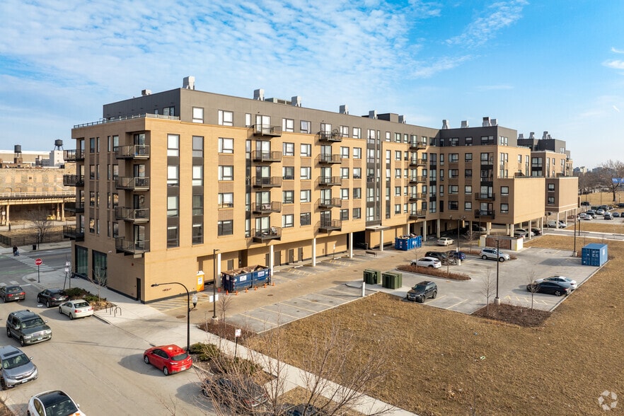 2300 S State St, Chicago, IL à louer - Photo du bâtiment - Image 2 de 5