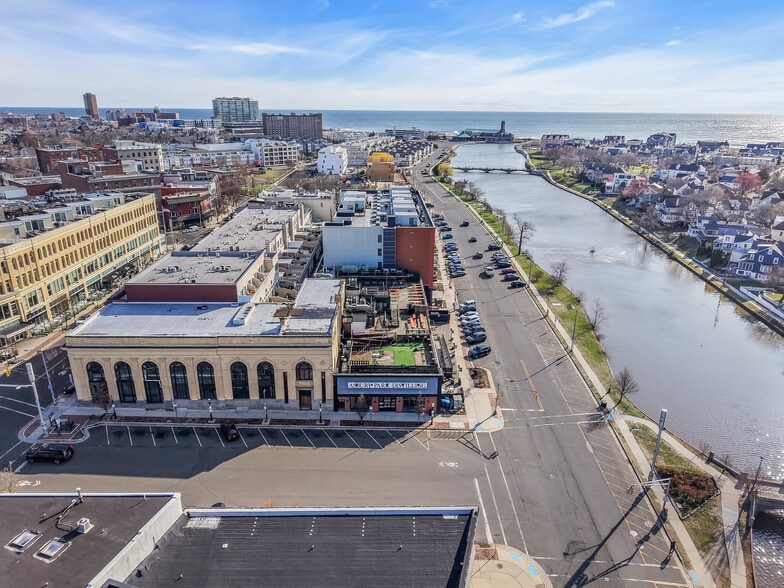 527 Lake Ave, Asbury Park, NJ for lease - Building Photo - Image 3 of 11
