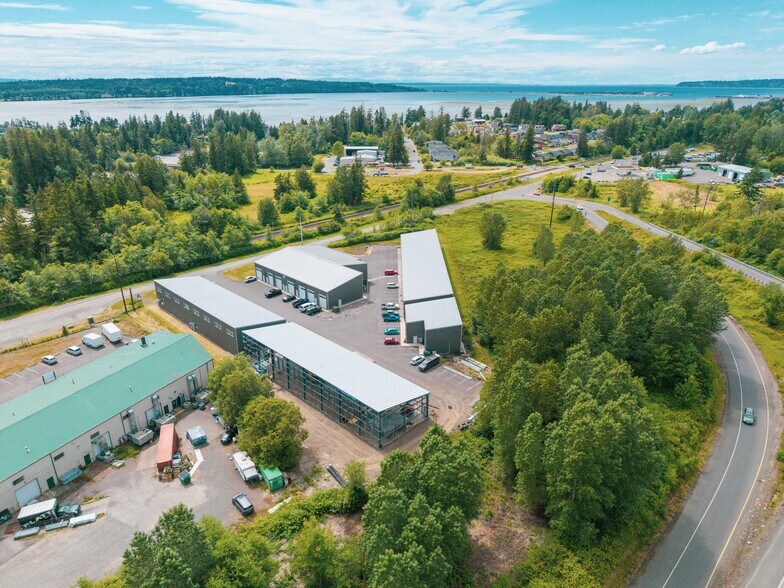 2756 Peace Portal Dr, Blaine, WA for sale - Building Photo - Image 2 of 5