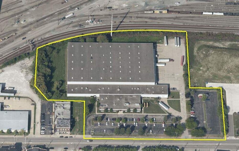 3131 Spring Grove Ave, Cincinnati, OH à louer - Photo du bâtiment - Image 1 de 16