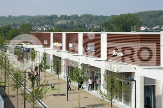 Plus de détails pour Commerce de détail à louer