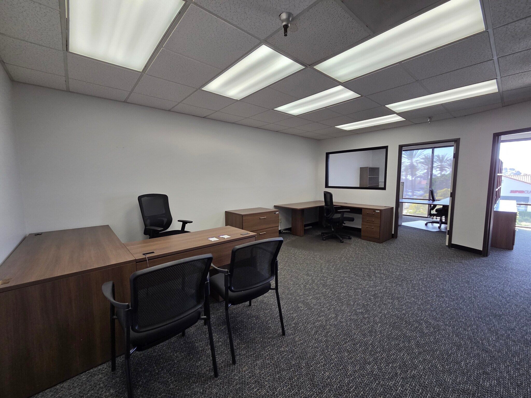 629 Camino de los Mares, San Clemente, CA for lease Interior Photo- Image 1 of 6