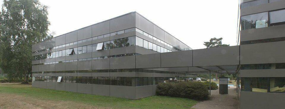 Flex dans Saint-Étienne-du-Rouvray à louer Photo du bâtiment- Image 1 de 2