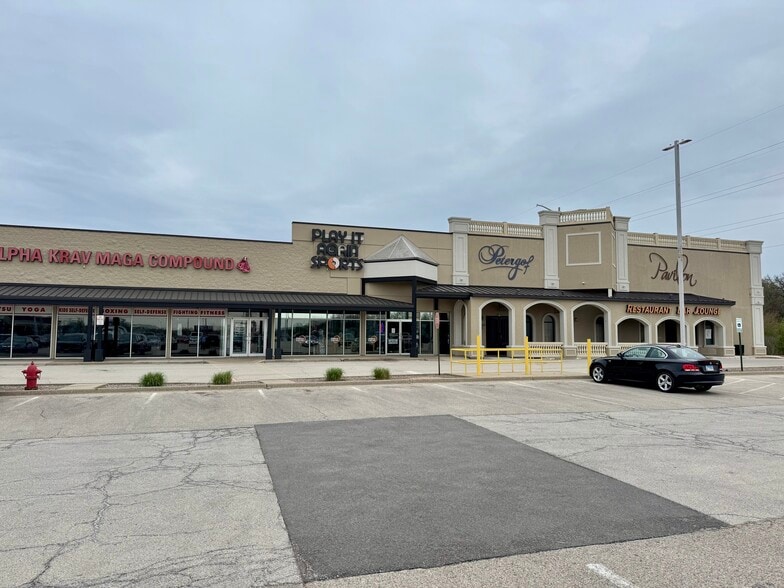 455-577 Waukegan Rd, Northbrook, IL à louer - Photo du bâtiment - Image 3 de 3