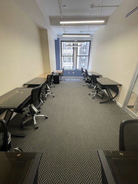 159 W 25th St, New York, NY for lease - Building Photo - Image 3 of 17