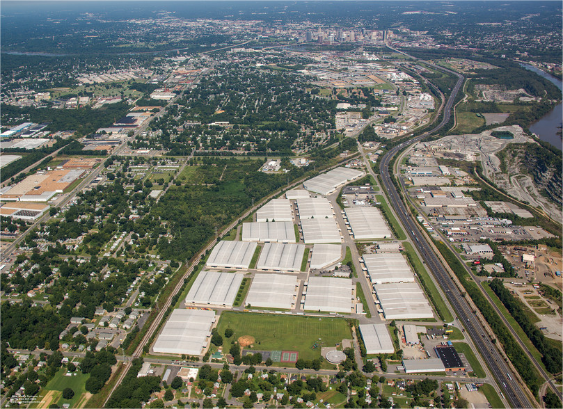 3021-3205 Commerce Rd, Richmond, VA for sale - Primary Photo - Image 1 of 1