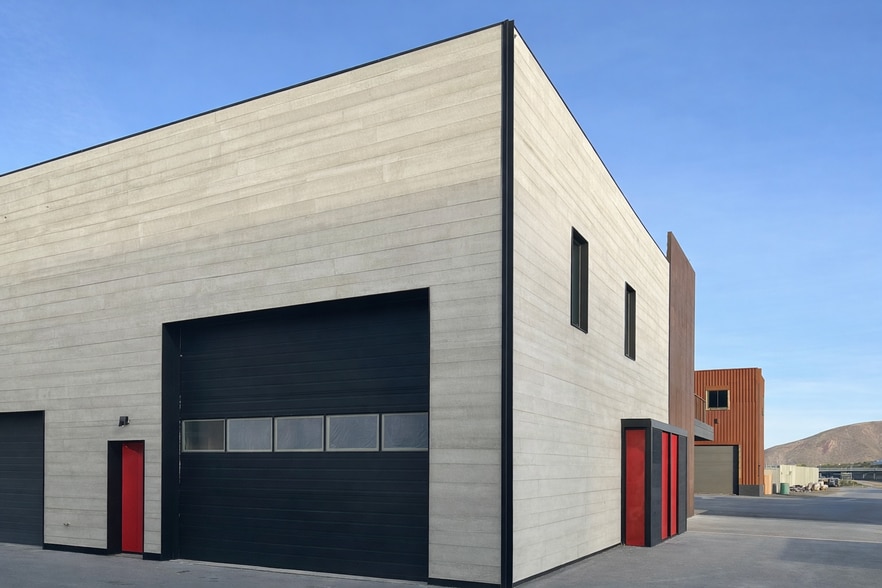 130 Gulf Stream Ln, Hailey, ID for sale - Building Photo - Image 2 of 25