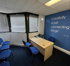 Gemini Cres, Dundee for lease Interior Photo- Image 1 of 4