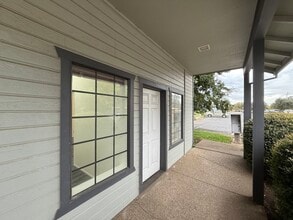 2889 Cohasset Rd, Chico, CA for lease Building Photo- Image 2 of 9