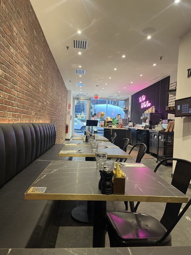 More details for 9 E 53rd St, New York, NY - Retail for Lease