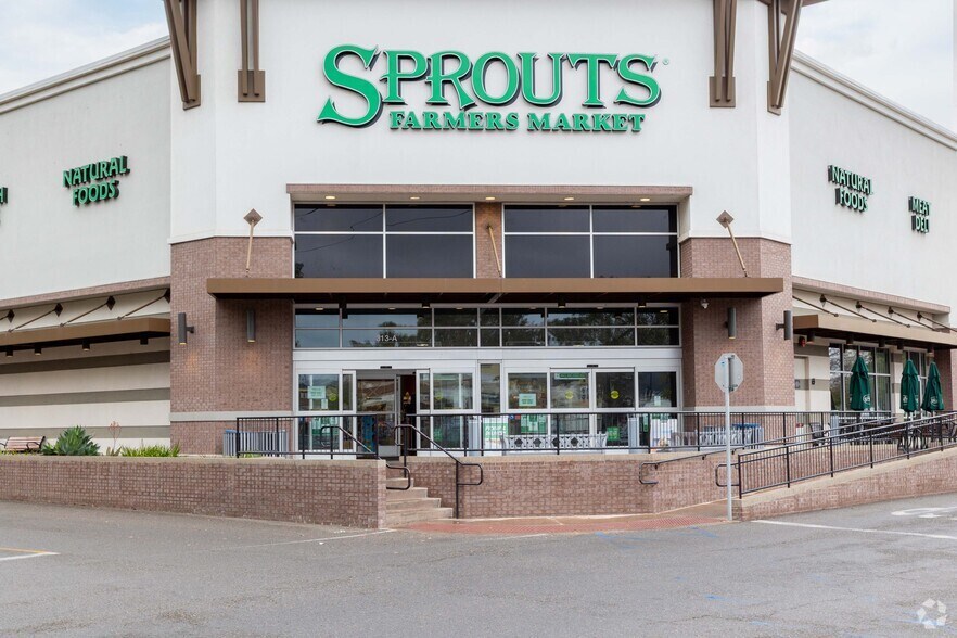 305-487 Madonna Rd, San Luis Obispo, CA à louer - Photo du bâtiment - Image 2 de 4