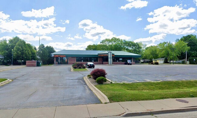 More details for 3921 S Webster Ave, Green Bay, WI - Retail for Lease
