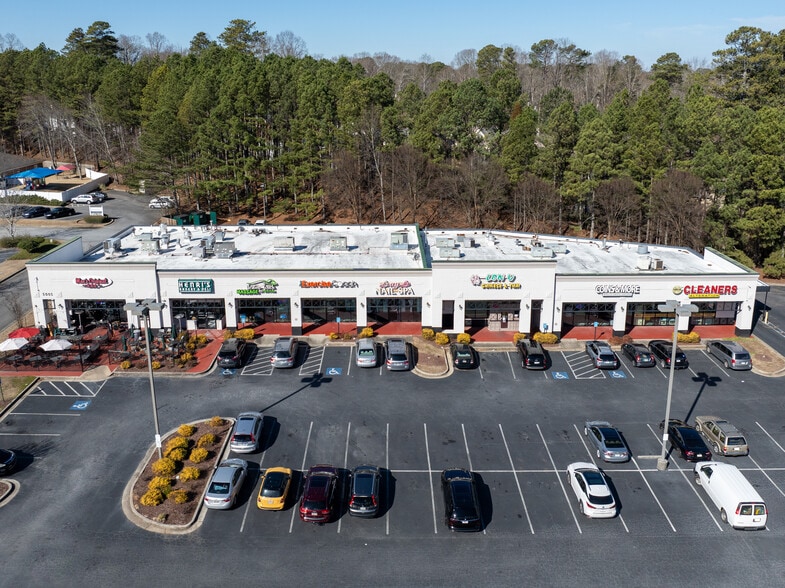 5005 Peachtree Pky, Norcross, GA for lease - Building Photo - Image 2 of 5