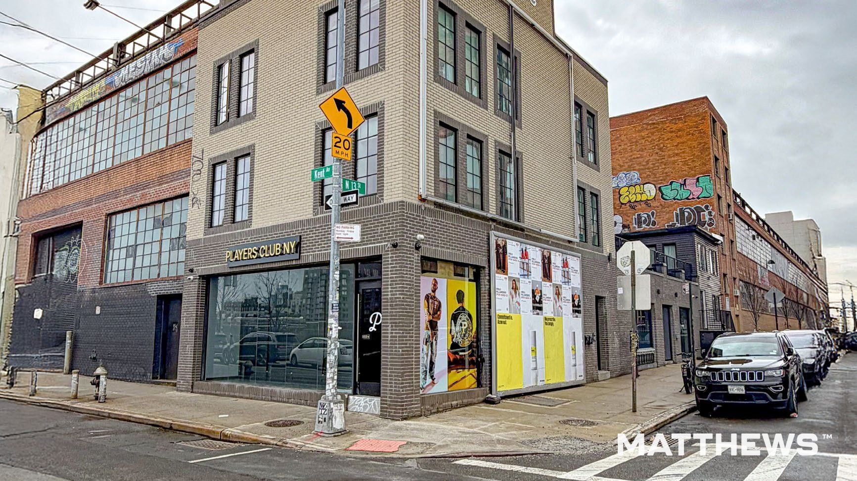 17 Kent Ave, Brooklyn, NY for lease Building Photo- Image 1 of 3