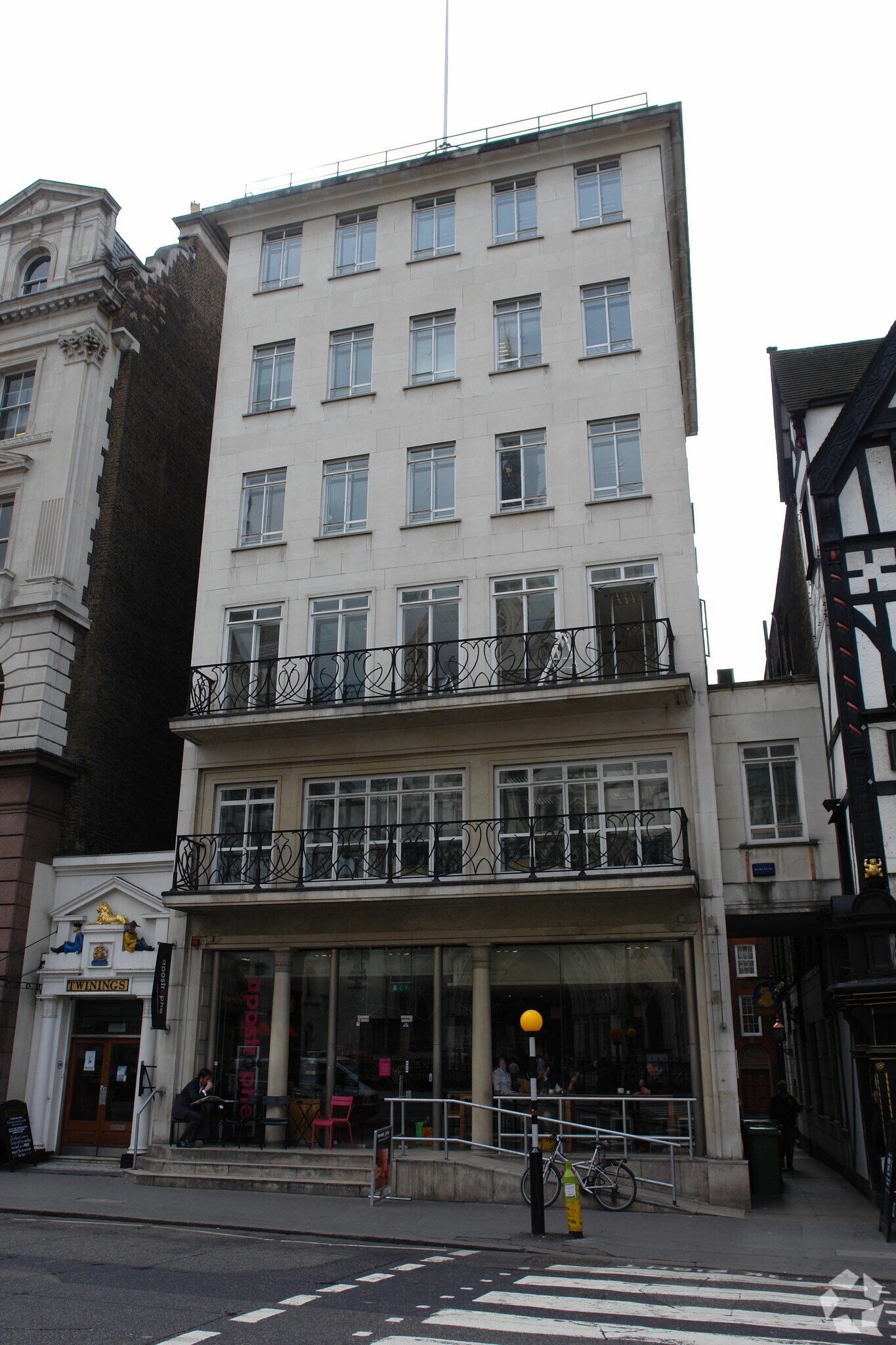 215. Strand, Londres à vendre Photo du bâtiment- Image 1 de 12