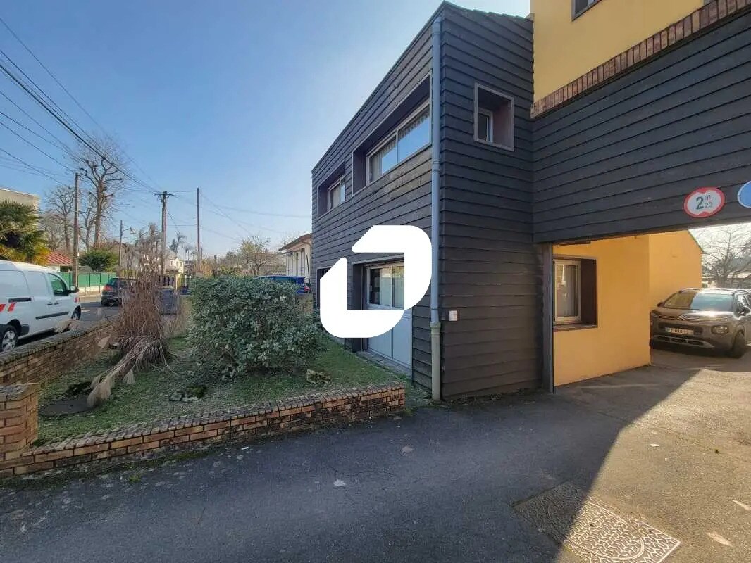 Bureau dans Longjumeau à vendre Photo du bâtiment- Image 1 de 12