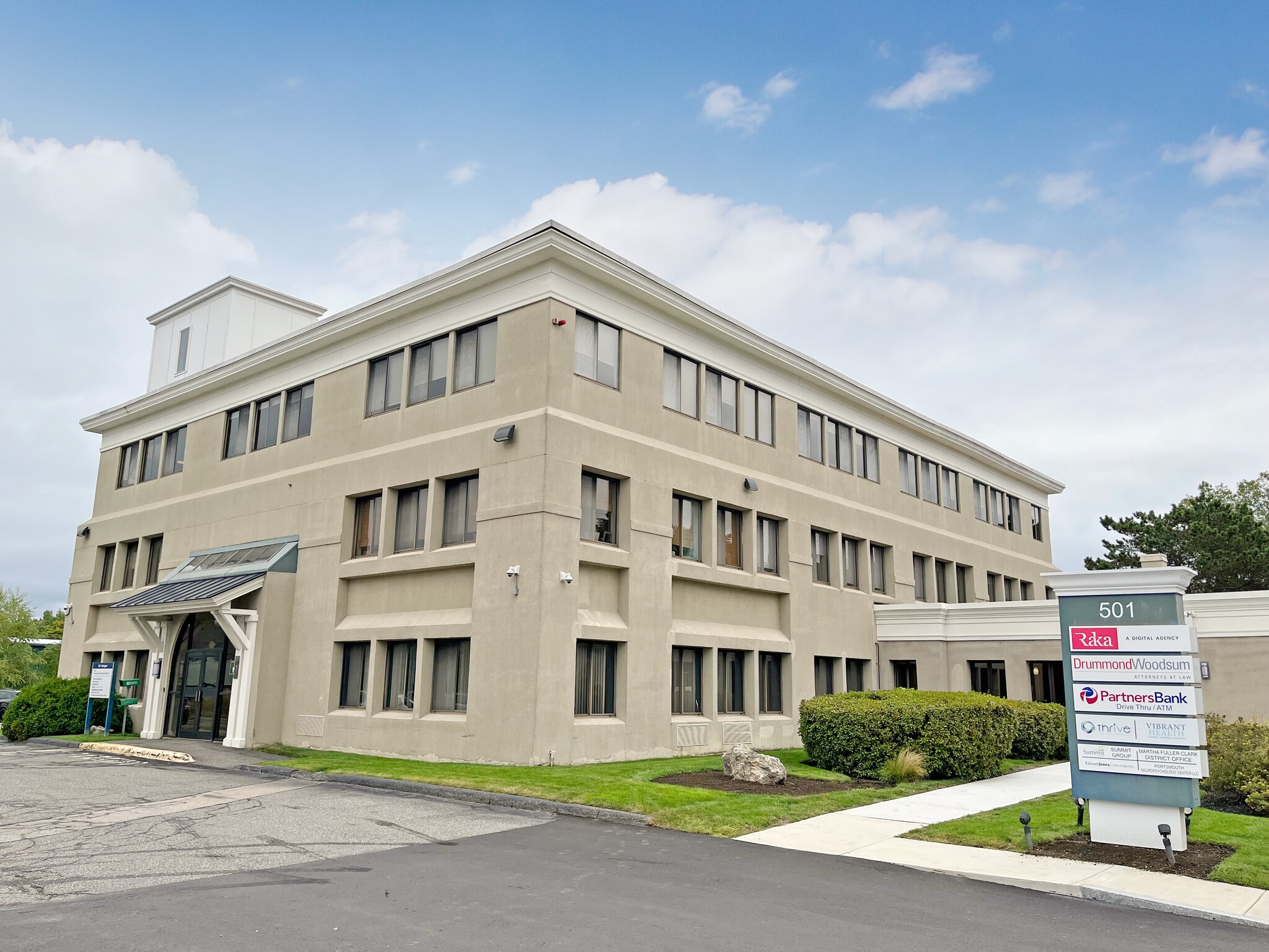 501 Islington St, Portsmouth, NH for lease Building Photo- Image 1 of 12