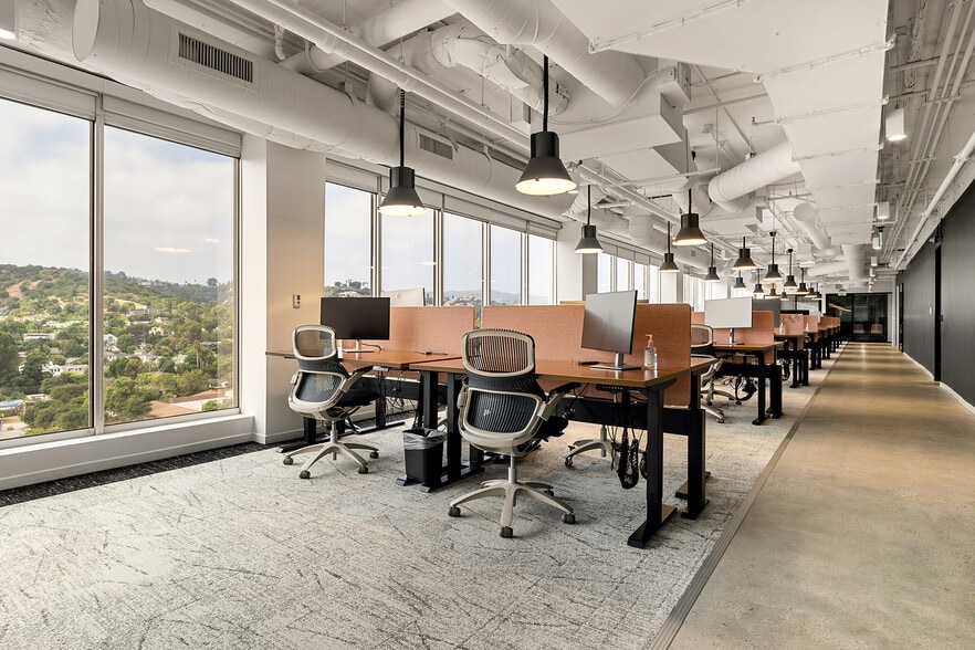 14724-14726 Ventura Blvd, Sherman Oaks, CA for lease - Interior Photo - Image 3 of 16